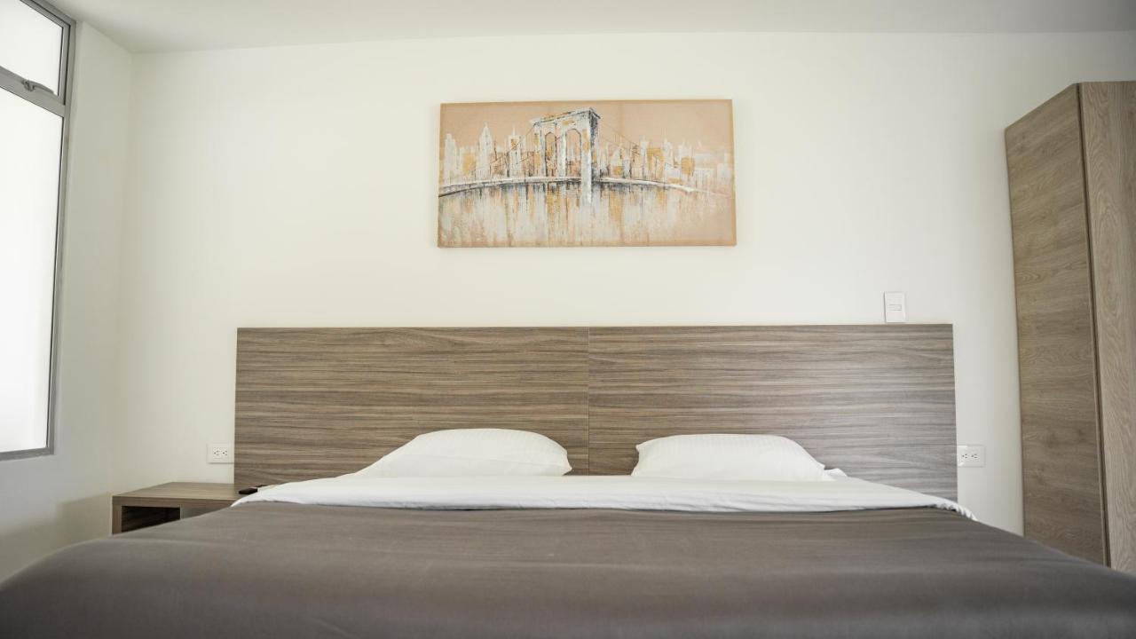 Hotel Palo Grande Cf Pereira Combia Baja Extérieur photo