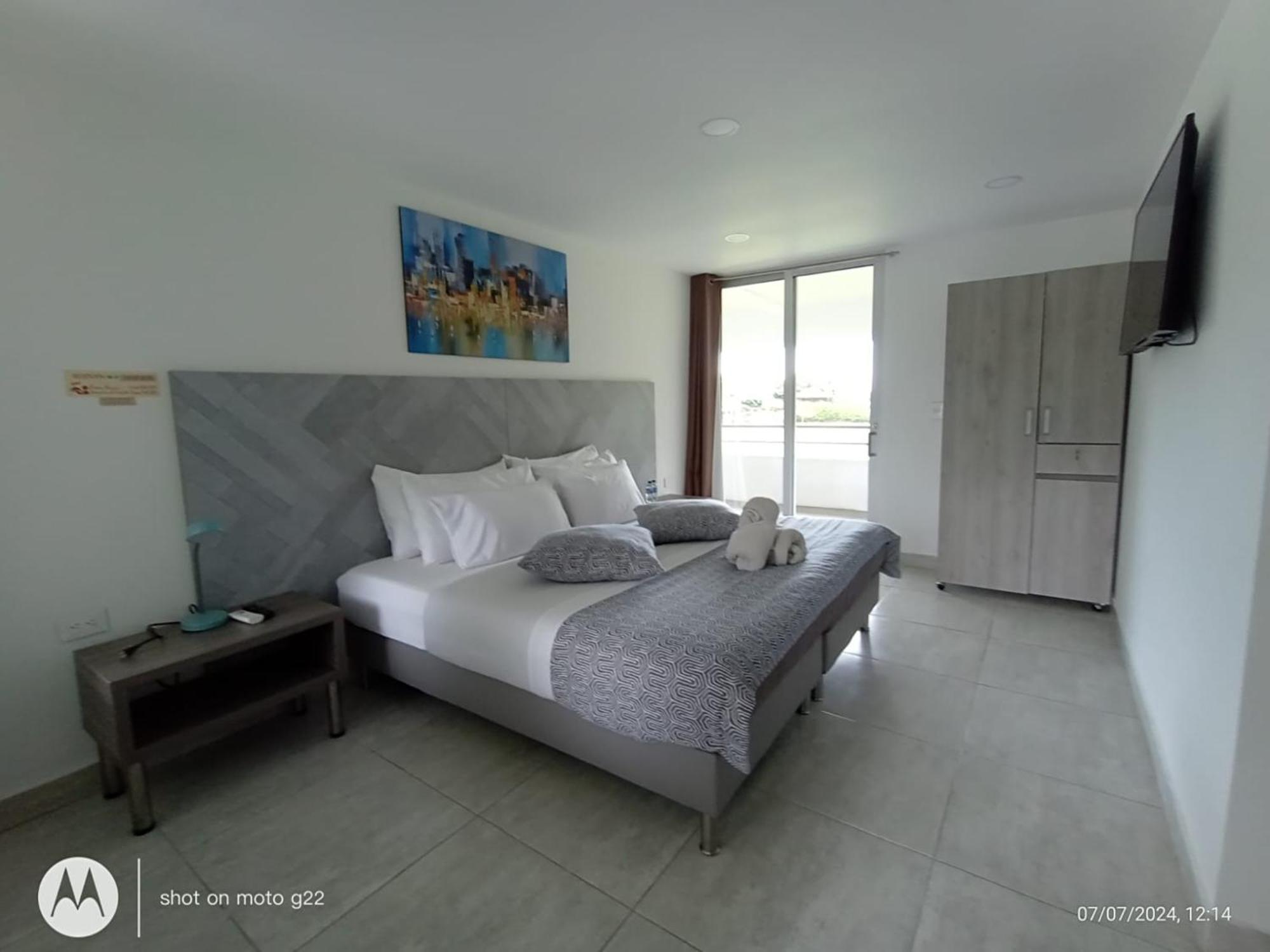 Hotel Palo Grande Cf Pereira Combia Baja Extérieur photo
