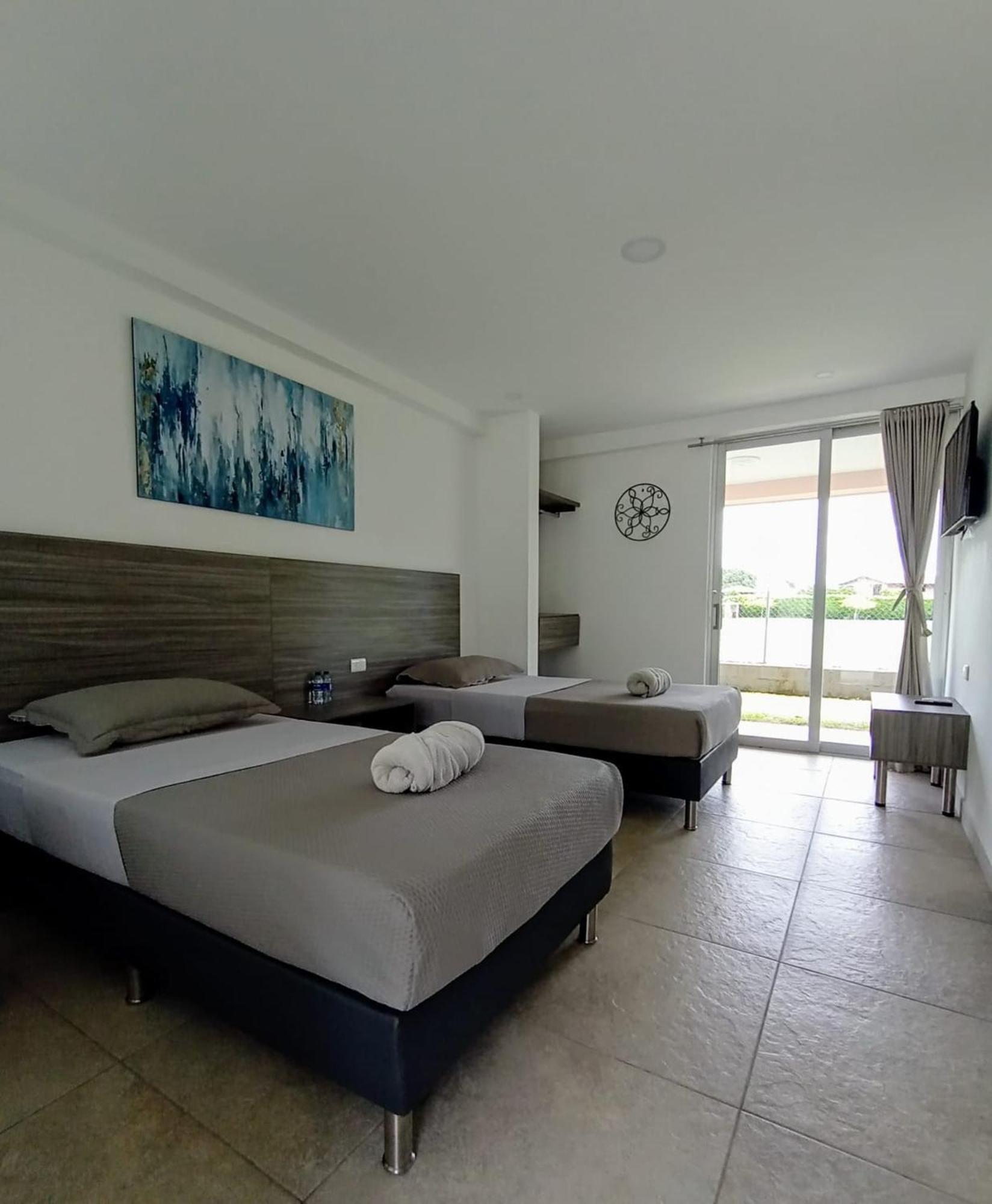 Hotel Palo Grande Cf Pereira Combia Baja Extérieur photo